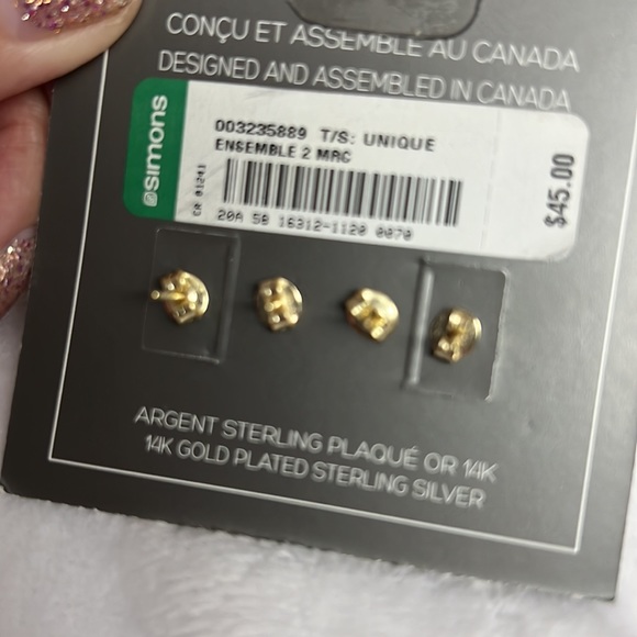 Midi34 x Simons stud earrings - Picture 7 of 7